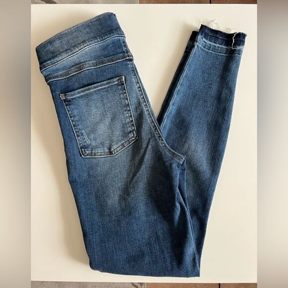 Spanx Distressed Denim Legging Jegging - Picture 6 of 11